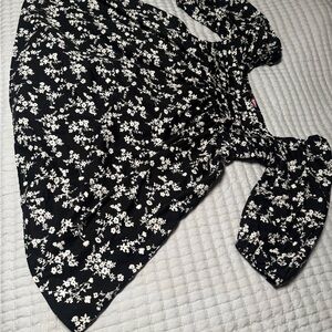 Mi Ami Black and White Floral Mini Dress